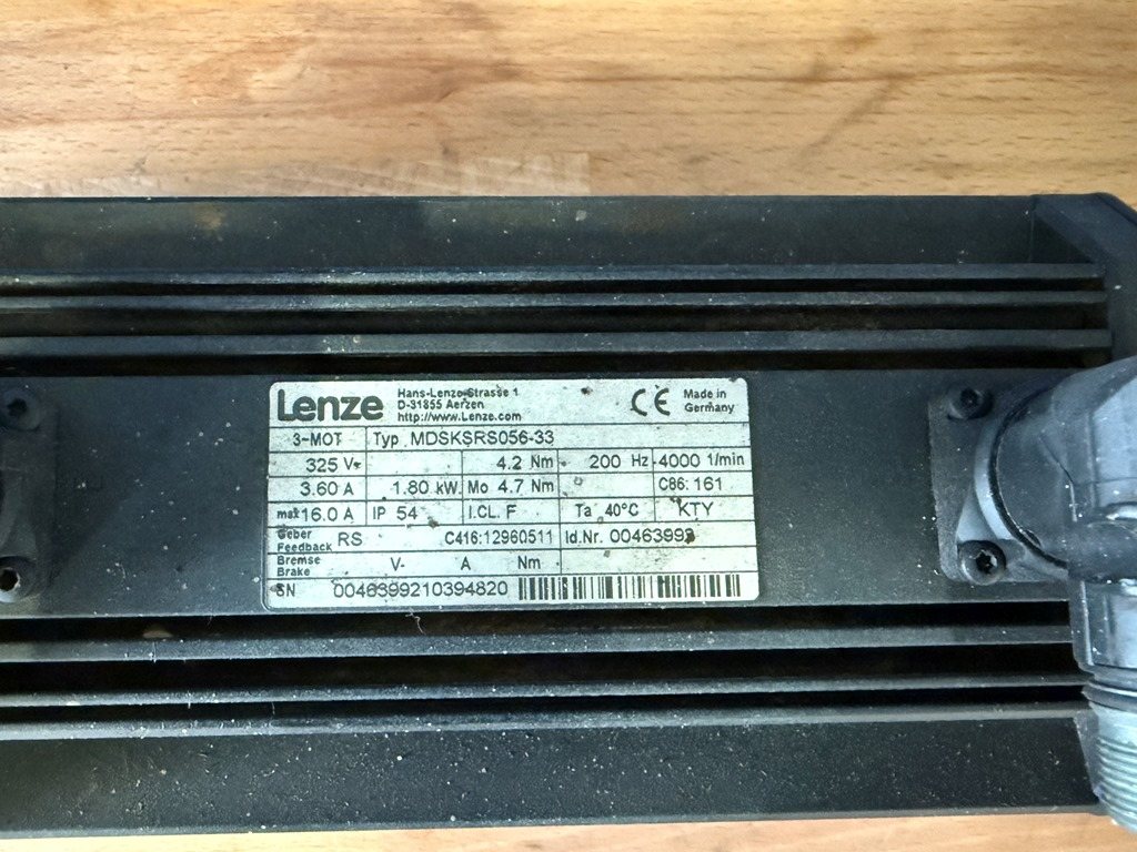 Elektromotor Lenze MDSKSRS056-33