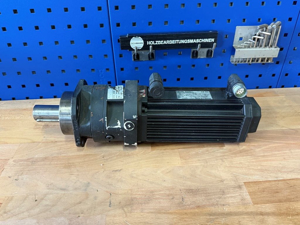 Elektromotor Lenze MDSKSRS056-33