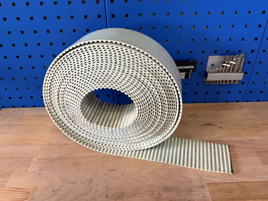 Zahnriemen Meterware 100 mm