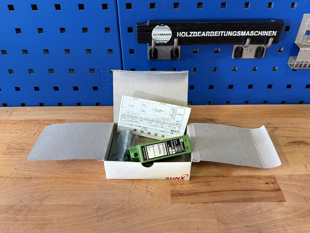 Photoelektrischer Sensor SUNX VF2-D500-3
