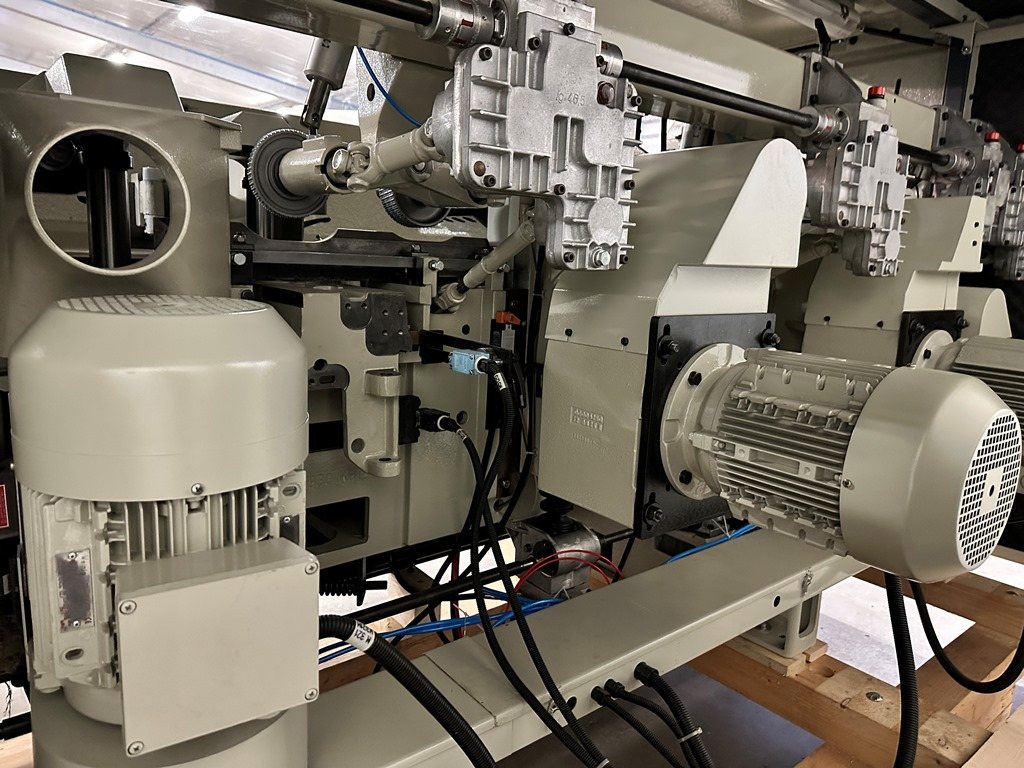 Vierseitenhobelmaschine Weinig Unimat 23 E