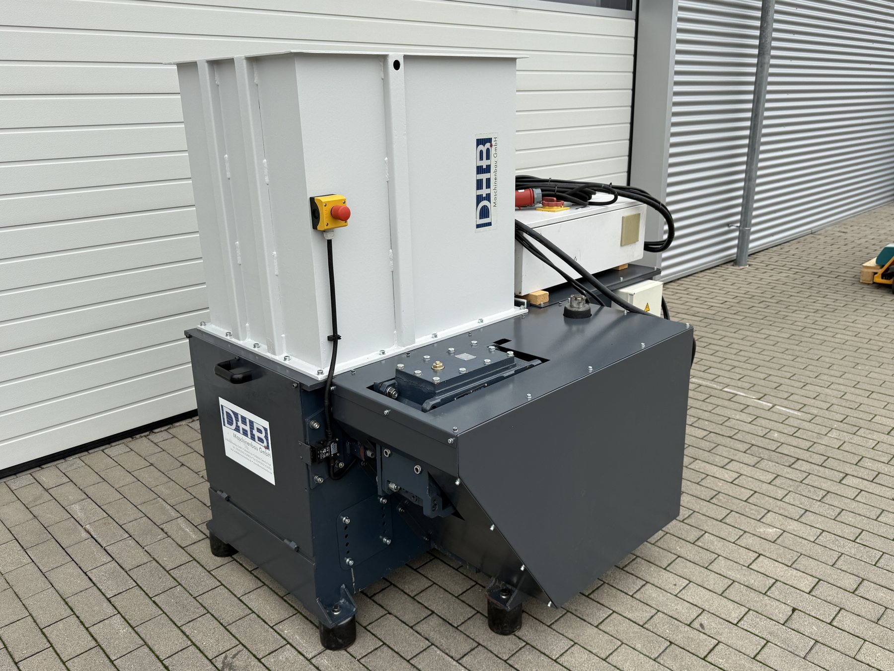 Hacker DHB Typ 600