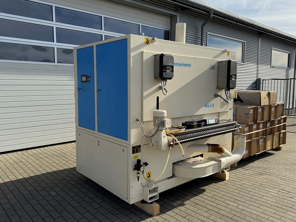 Mehrzweck-Flächenschleifautomat Heesemann Typ MFA 8-CC