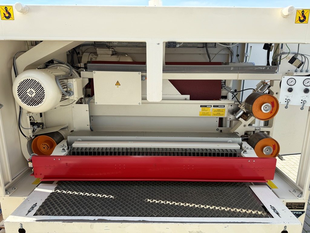 Mehrzweck-Flächenschleifautomat Heesemann Typ MFA 8-CC