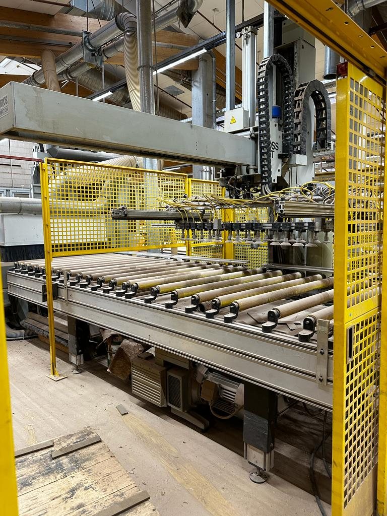 CNC Bearbeitungszentrum SCM Routech R 3000