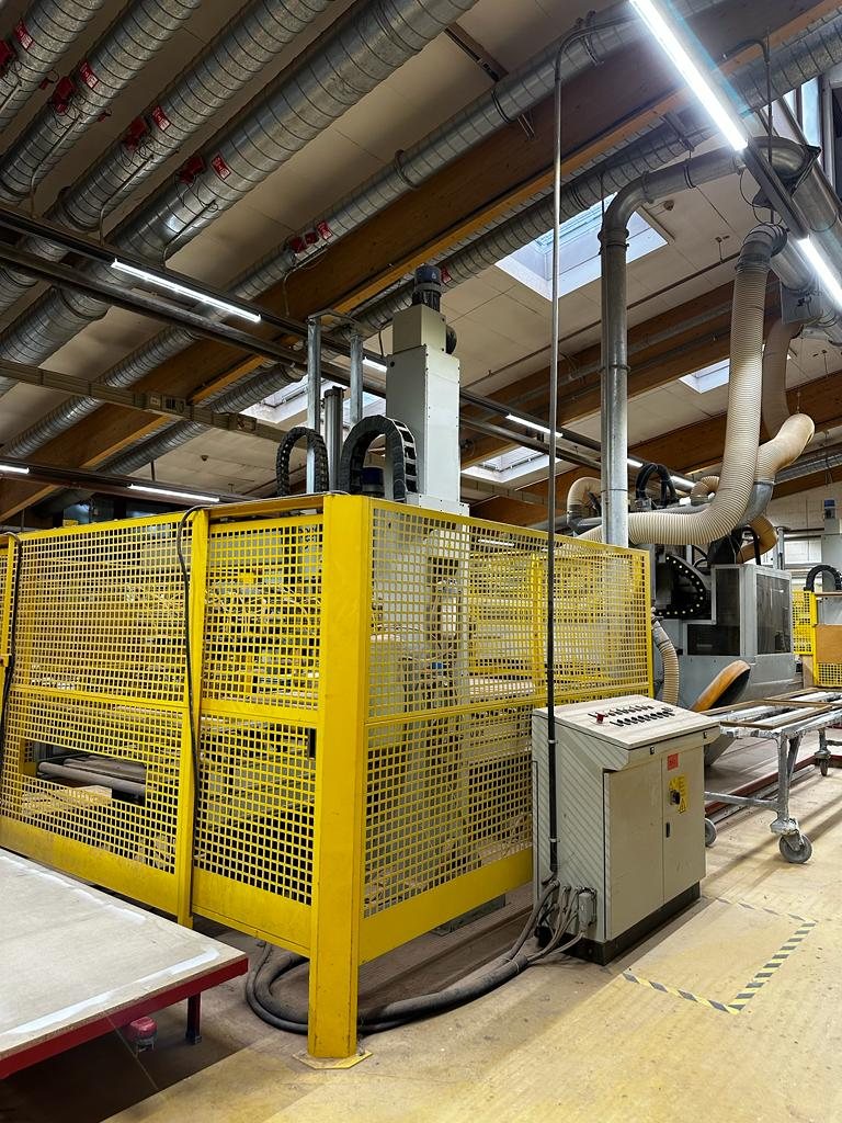 CNC Bearbeitungszentrum SCM Routech R 3000